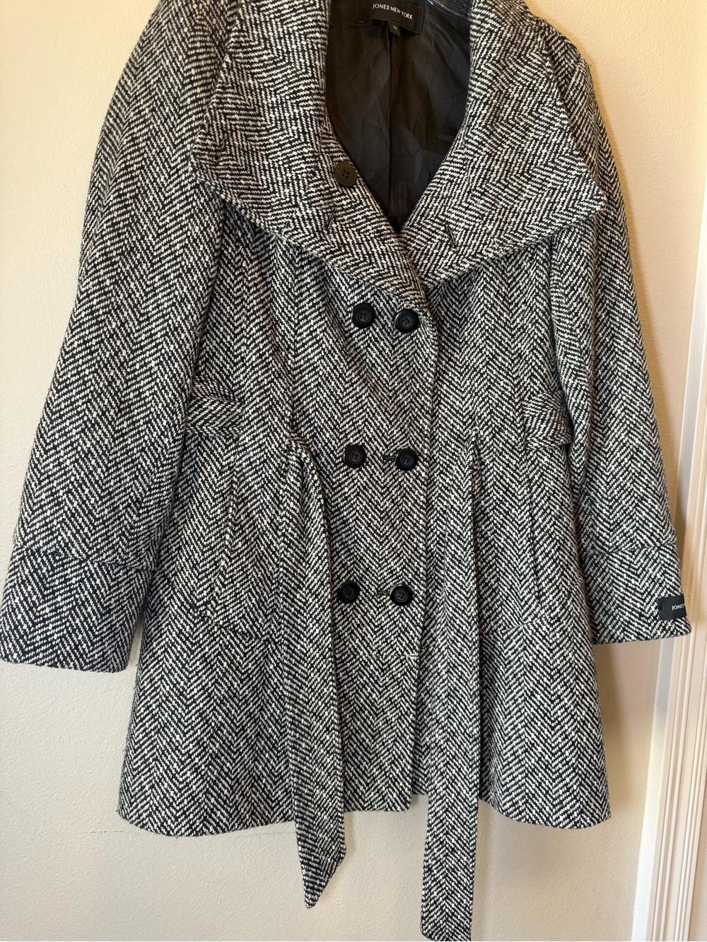 Jones NY Tweed Peacoat 14 Black White Herringbone Belted WoolBlend Coat Academia - Picture 7 of 16